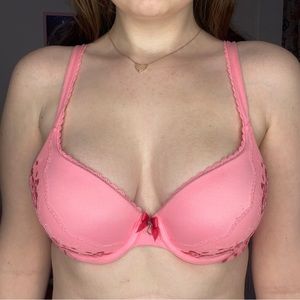 Victoria’s Secret Body by Victoria Pink Floral Lace Bra